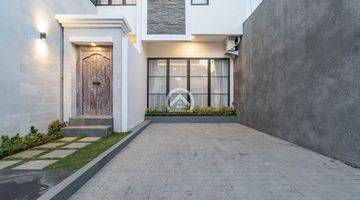 Gambar 2 Brand New Luxury Villa Located In Pecatu Area