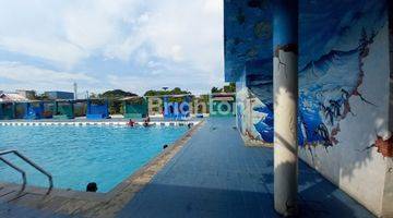 Gambar 4 Waterpark cikarang masih operasional