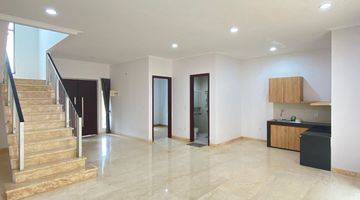 Gambar 2 Rumah Melody Golf Island, Pik, Uk 8x20, 2 Lt, Unit Ready 175jt th