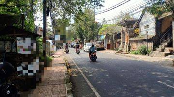 Gambar 5 Dijual tanah di Jalan utama Sanggingan. Central Ubud