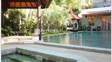 Gambar 1 Freehold Private Villa in Jimbaran