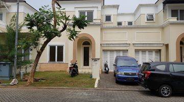 Gambar 1 Rumah Dijual Rapih Siap Huni di Cluster Premier Golf Residence