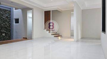 Gambar 1 Rumah Dijual American Style Bintaro Jaya Sektor 7