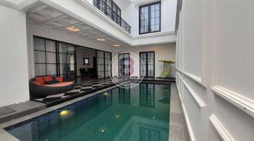 Gambar 2 Rumah Mewah American Classic di Kebayoran Bintaro Jaya Sektor 7 