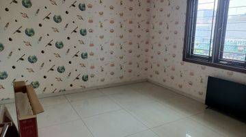 Gambar 4 TURUN HARGA!!!! Dijual rumah 2 lantai di di Perumahan puri anjasmoro