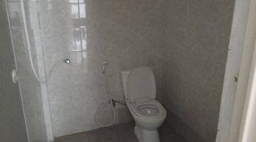 kamar mandi rumah tanah mas shm bagus