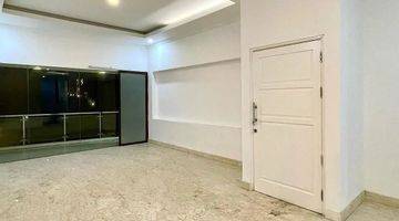 Gambar 2 Rumah modern clasicc di bintaro