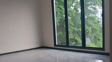 Gambar 5 Dijual Rumah Hook di Jalan Boulevard Dekat Petra 5 Vita Dan Its