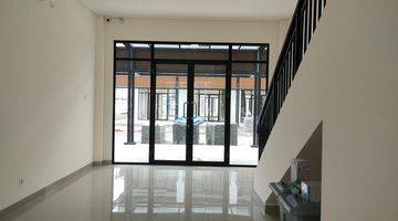 Gambar 3 Hampton Walk Ruko 4,5x16 Alfresco Dua Facade Di Gading Serpong 