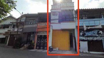 Gambar 1 Dijual Cepat Rumah Kostan 3 Lantai di Pinggir Jalan.