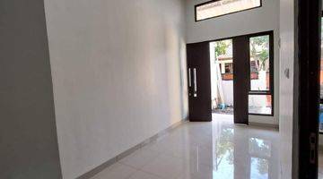 Gambar 2 Rumah Baru Free Furnished Di Sepatan