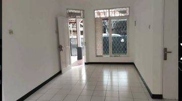 Gambar 2 Rumah Dijual
jl. Asalea Iv  Villa Pamulang Mas Bambu Apus, Pamulang, Tangerang Selatan
