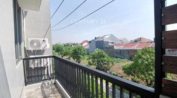 Gambar 4 Rumah Dalam Cluster 2 Lantai Di Golden City Bekasi Utara S8315