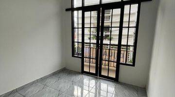 Gambar 5 Jual cepat rumah kos cantik baru renovasi Senopati Kebayoran Baru