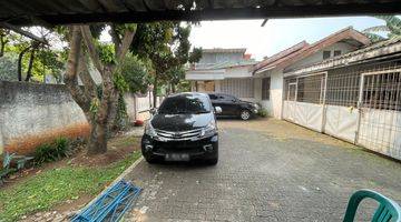 Gambar 3 Rumah Hitung Tanah depan Taman @Bintaro Permai