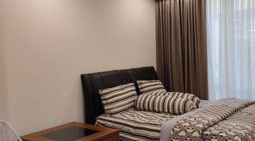 Gambar 2 Town House Pondok Indah 3 BR Furnished Bagus