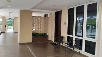 Gambar 1 Town House Pondok Indah 3 BR Furnished Bagus