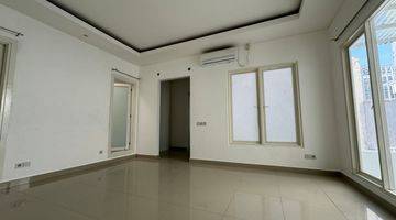 Gambar 5 Dijual Rumah San Antonio, Pakuwon City, Surabaya Siap Huni Semi Furnish