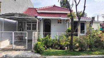 Gambar 1 Di jual rumah murah siap huni hook samping taman Sentul city