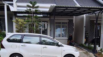 Gambar 1 Di sewakan bulanan rumah siap huni depan green area furnish Sentul.city