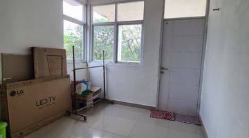 Gambar 4 Di jual rumah depan green area Sentul city