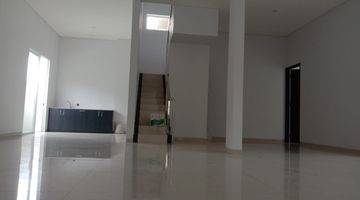 Gambar 5 Rumah Padang, Lt 311m2, Harga 1.9 Milyar