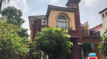 Gambar 2 Dijual Murah Rumah Hook Di Taman Spain Lippo Karawaci Utara