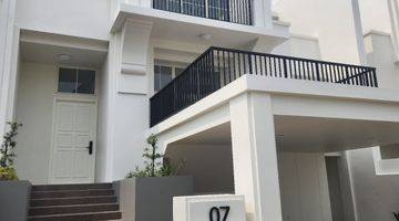 Gambar 1 Dijual Murah Rumah Mewah 2 1/2 Lt Di Cluster Agathis Sunmarecon Bogor