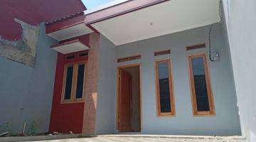 tampak depan rumah baru siap huni akses