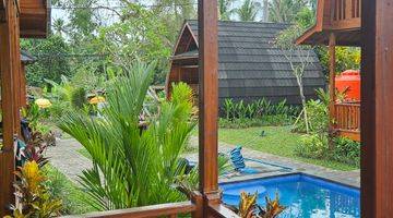 Gambar 1 Wooden Villa For Sale