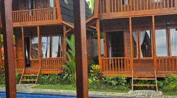 Gambar 2 Wooden Villa For Sale