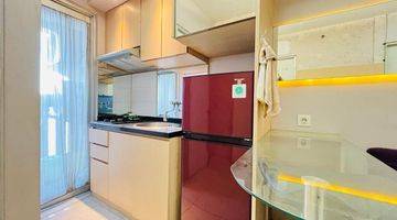 Gambar 2 Apartemen Green Bay 