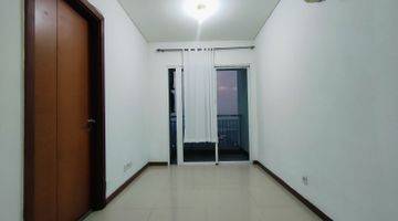 Gambar 1 Condominium Green Bay 