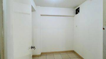 Gambar 5 Apartemen Green Bay 