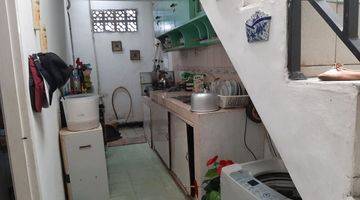 Gambar 3 Rumah Bagus Semi Furnished SHM di Jl Swadaya