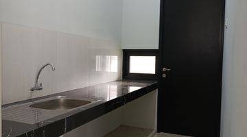 Gambar 5 Rumah 2 Lantai Semi Furnished SHM di Bintaro, Slv