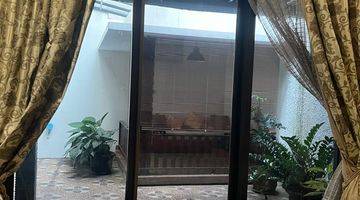 Gambar 3 Rumah 2 Lantai Semi Furnished SHM Depok 