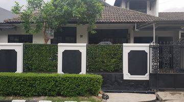 Gambar 1 Rumah 2 Lantai Bagus Semi Furnished di Bintaro, Tangerang Selatan