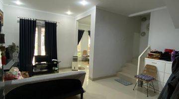 Gambar 3 Rumah 2 Lantai Bagus Furnished SHM di Ciputat, Tangerang Selatan. An