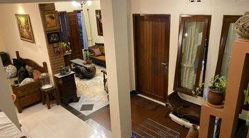 Gambar 2 Rumah 2 Lantai Bagus Furnished SHM di Graha Bintaro, Tangerang Selatan. Dw