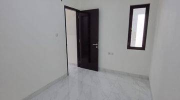 kamar tidur dijual rumah baru di edenvale