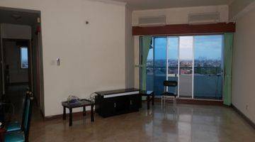 Gambar 5 Apartemen siap huni dengan 3 Kamar Tidur Wesling Kedoya Bagus Furnished