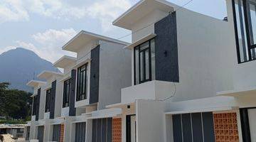 tampak depan rumah vila murah area beji