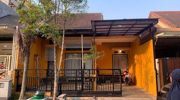 tampak depan rumah minimalis kawasan permata jingga