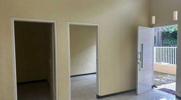 ruang tamu dijual rumah minimalis siap huni
