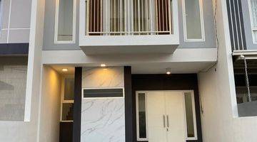 Gambar 1 Rumah Premium 2,5 Lantai Semi Furnished Jl Ikan Tombro Lowokwaru