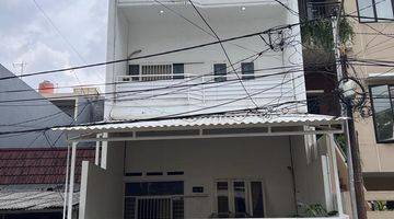 Gambar 1 Dijual Rumah Summagung 2.5 Lantai 