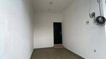 Gambar 4 For Rent Rumah Cilandak Lt 160m² Lb 250m² 5 Kt 2 Lt Shm 9.24 