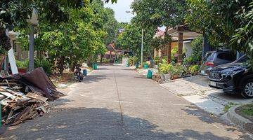 Gambar 2 Rumah Beverly Sebelah Sekolah Dian Harapan