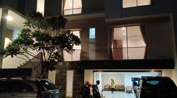 Gambar 1  Town House Rumah Tanjung Barat Ada Kolam 4 Br. Lb 276 229 Jt Thn 09 Sep